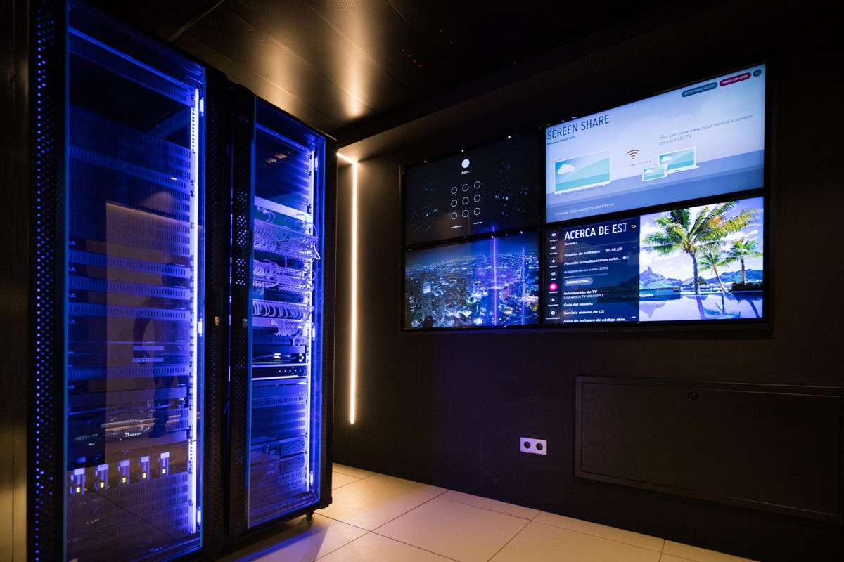 faca03f601d0a155a2b109df1db82592 - 38