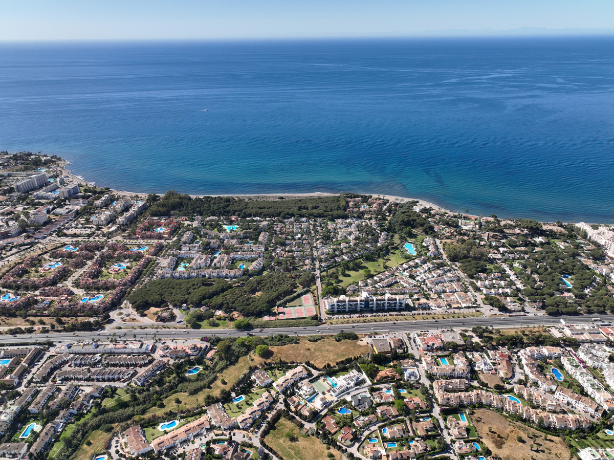 faca03f601d0a155a2b109df1db82592 - 41