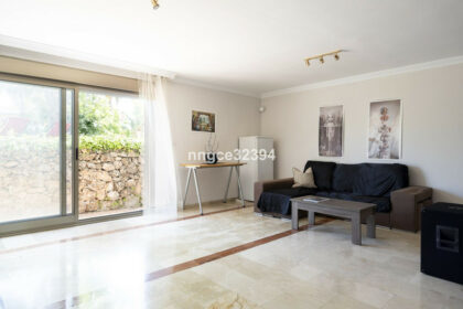 16a685289068635d4a4d9c935dea4e13 - 25