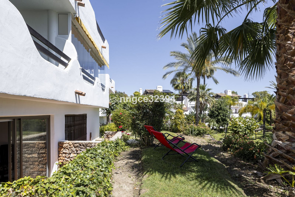 16a685289068635d4a4d9c935dea4e13 - 30