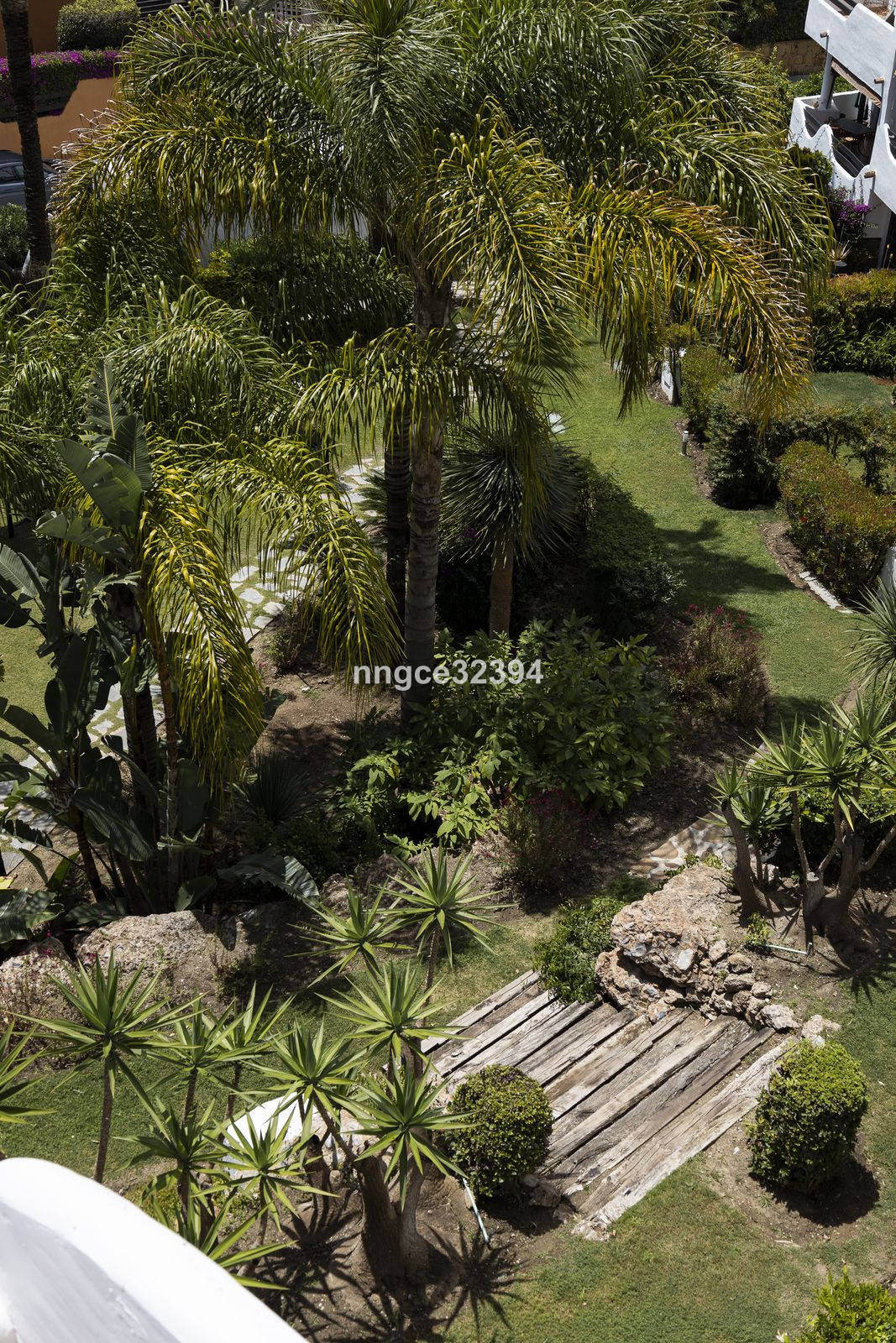 16a685289068635d4a4d9c935dea4e13 - 32