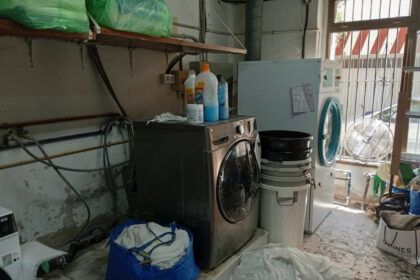 2ee8f0bbc44be1eac006e9d4b6f01cdb - 12