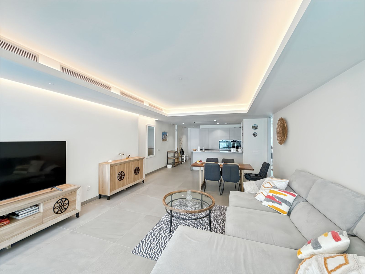 37b8a706f69845504ea222928a113613 - 16