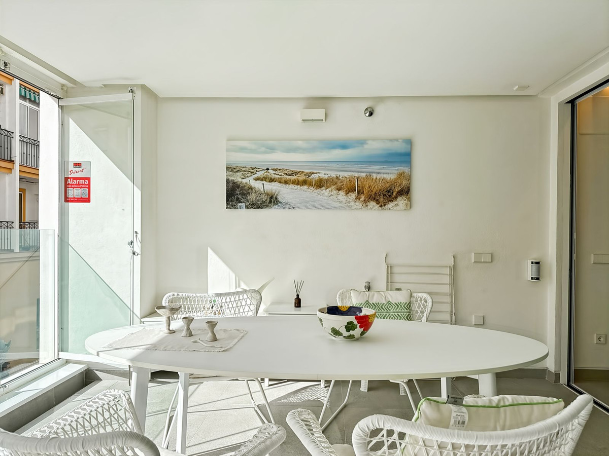 37b8a706f69845504ea222928a113613 - 18