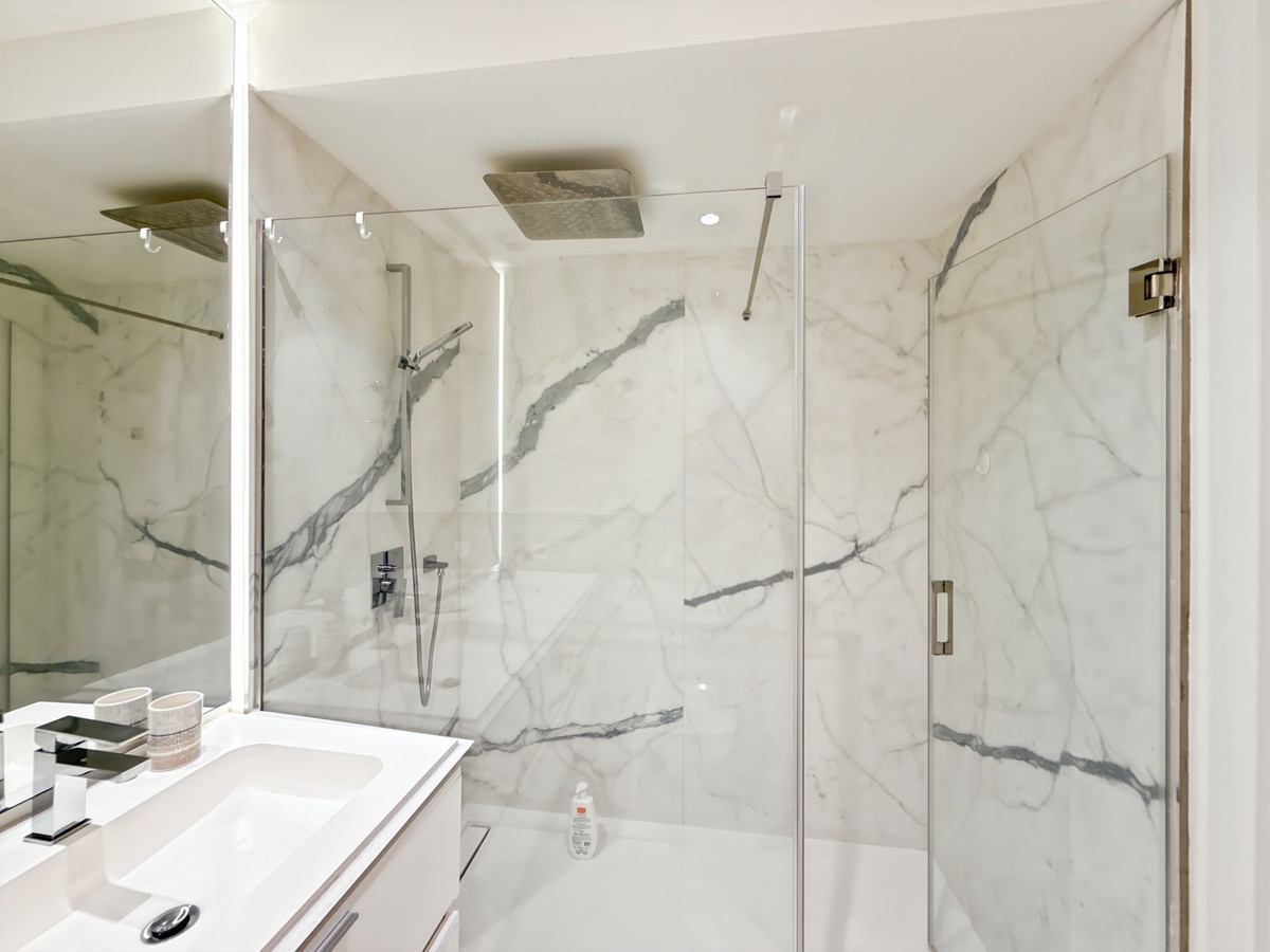 37b8a706f69845504ea222928a113613 - 34