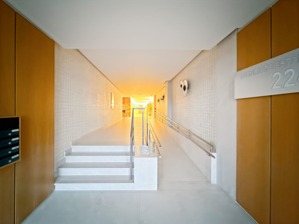 37b8a706f69845504ea222928a113613 - 52