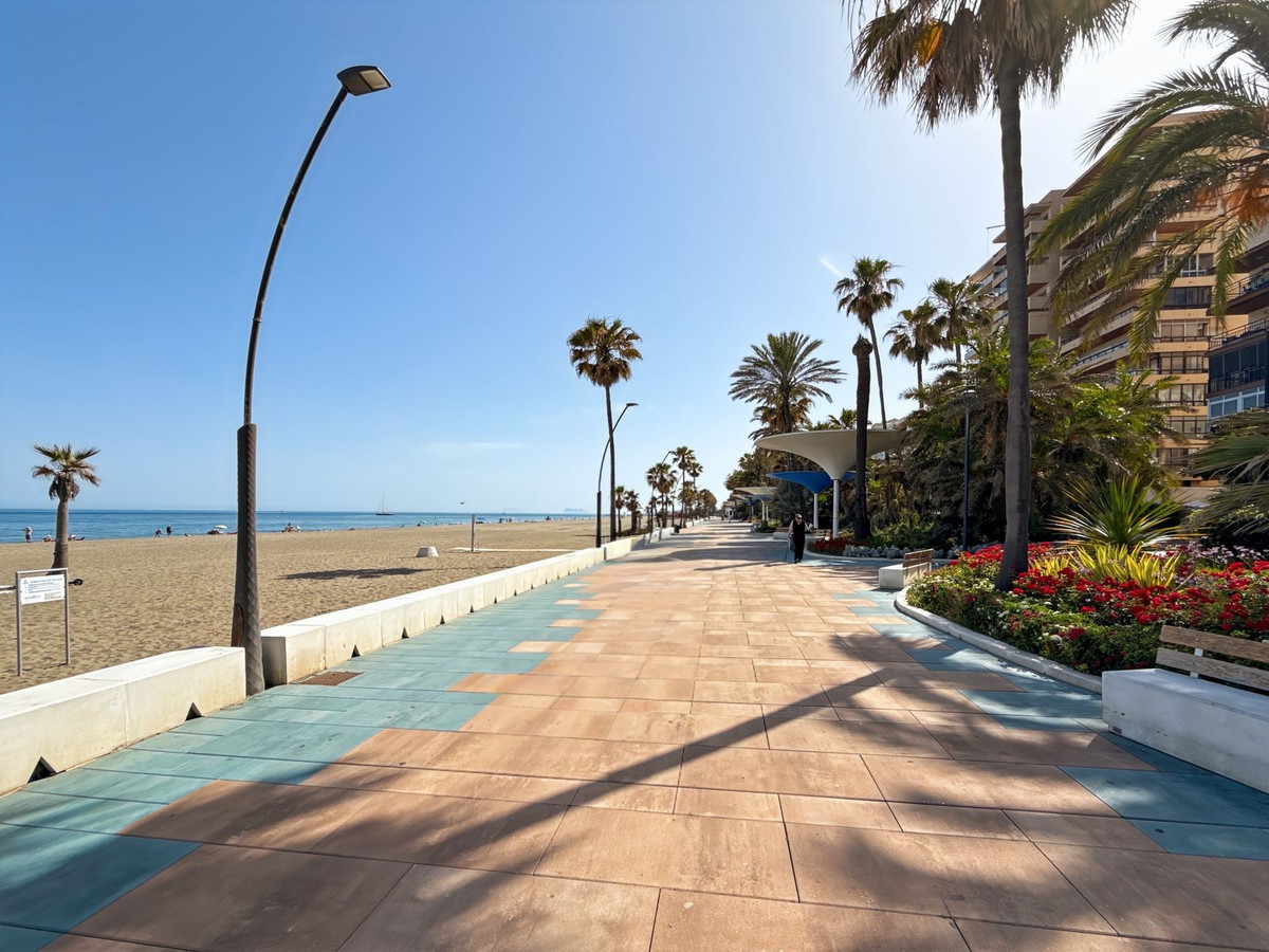 37b8a706f69845504ea222928a113613 - 62