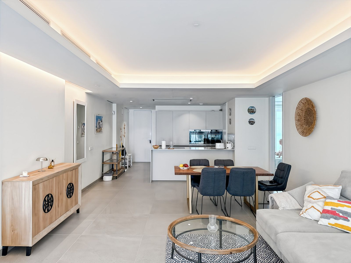 37b8a706f69845504ea222928a113613 - 8