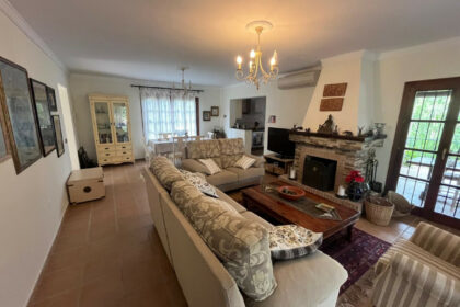 3ae100d22532e4b073f567213ad48a71 - 3