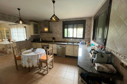 3ae100d22532e4b073f567213ad48a71 - 4