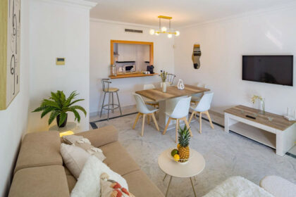 3e429e532924cf7c24a296bd52fbf76d - 1