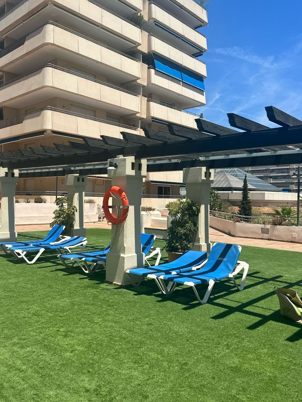 3e429e532924cf7c24a296bd52fbf76d - 24