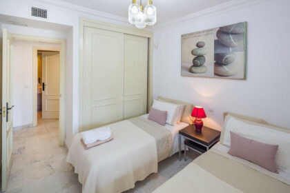 3e429e532924cf7c24a296bd52fbf76d - 3