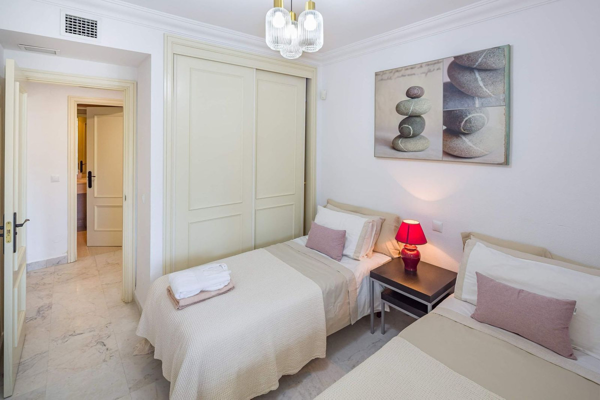 3e429e532924cf7c24a296bd52fbf76d - 3