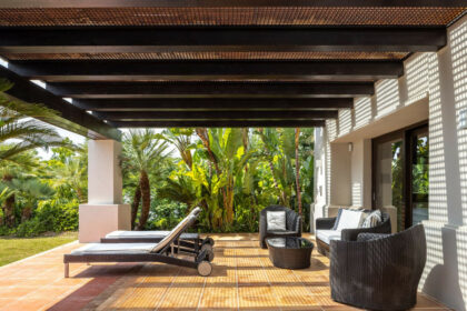 56e5a53e64a26f407d682e05e5a8723c - 11