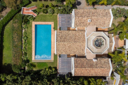 56e5a53e64a26f407d682e05e5a8723c - 14