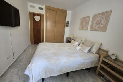 5af4a0b6194d6028c4d9174f7a117d0d - 28