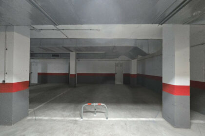 5af4a0b6194d6028c4d9174f7a117d0d - 37