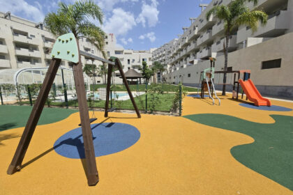 5af4a0b6194d6028c4d9174f7a117d0d - 4