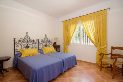 5b96e33a0fc2ba0195c089bfd56d9d08 - 21