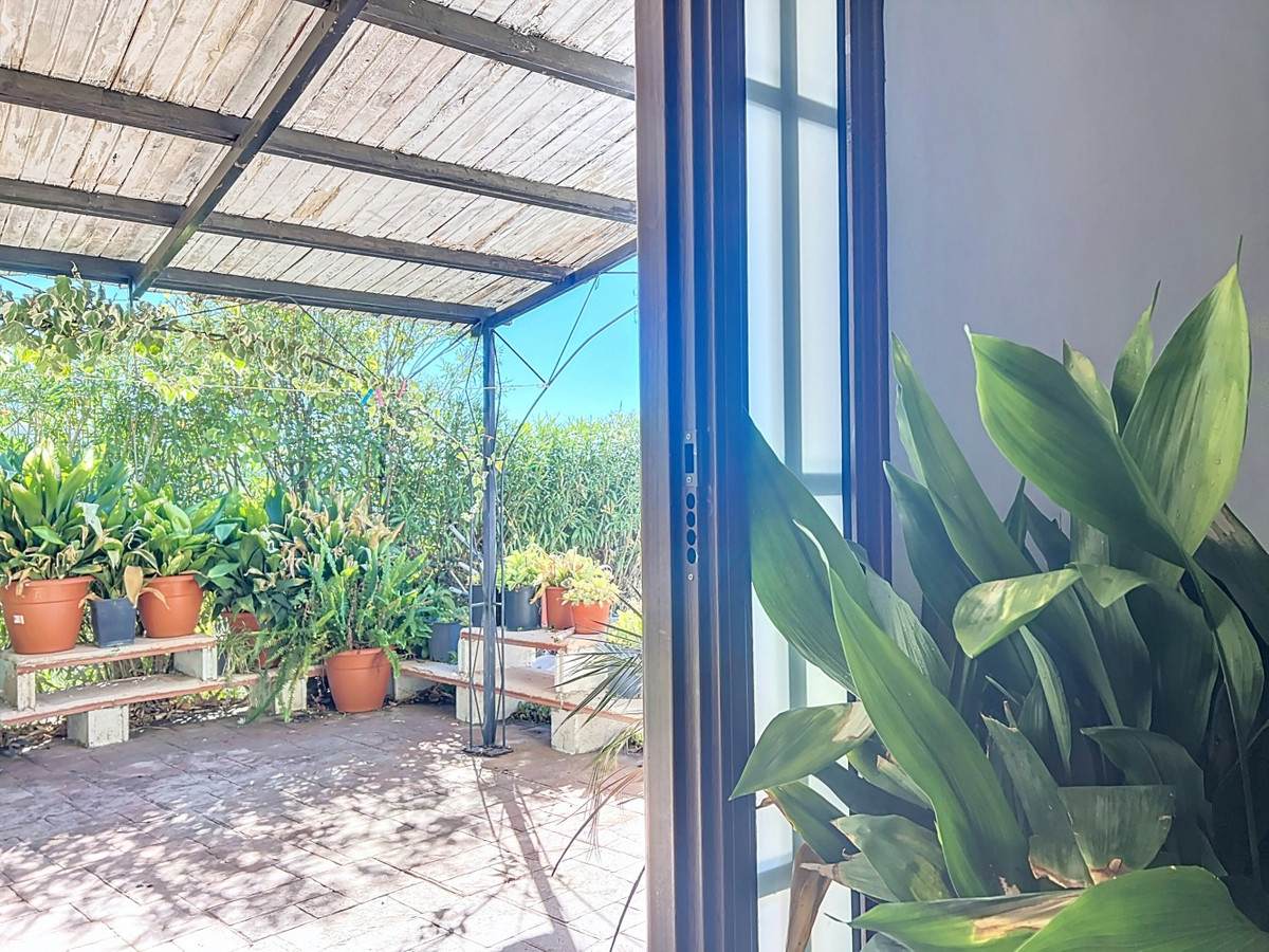 6c89de9f1327ad37ae6be2a2744349e5 - 6