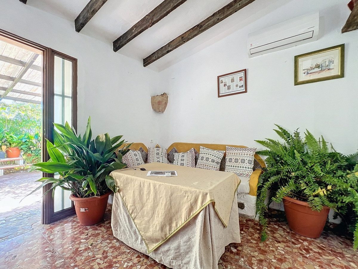 6c89de9f1327ad37ae6be2a2744349e5 - 7