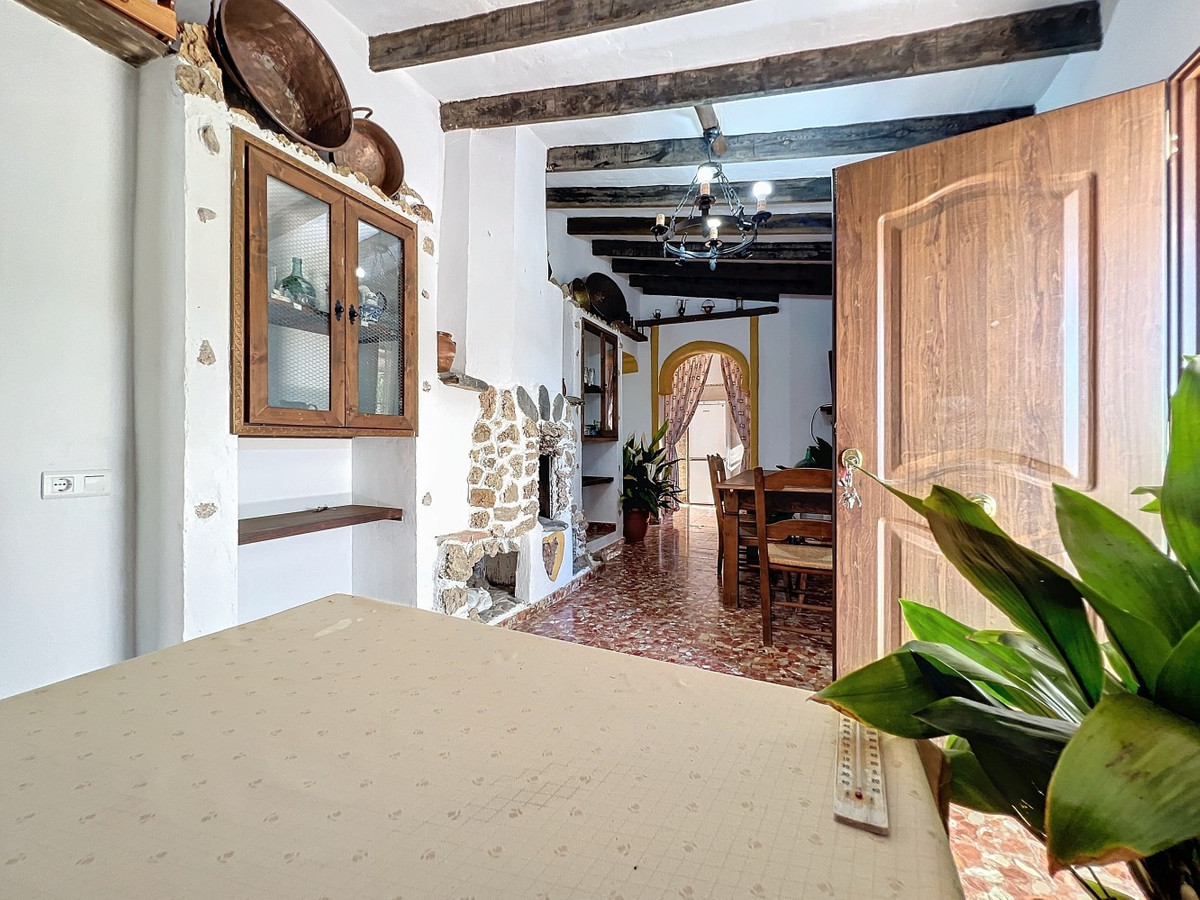 6c89de9f1327ad37ae6be2a2744349e5 - 8