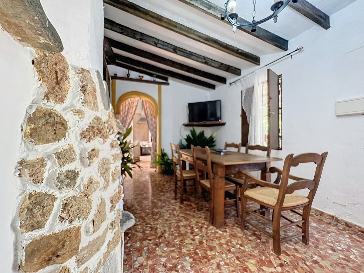 6c89de9f1327ad37ae6be2a2744349e5 - 9