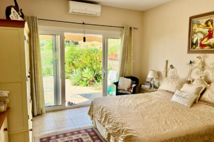 7259c6f71ebf9352c669524de84a5803 - 9