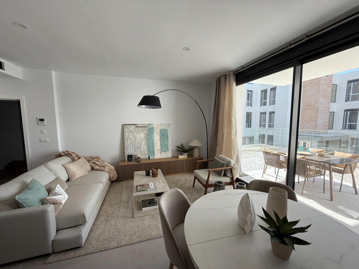 76bc9beb0de0f1e489a47417b36cb93d - 12