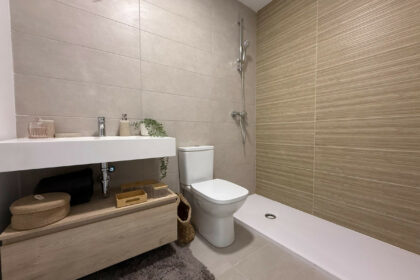 76bc9beb0de0f1e489a47417b36cb93d - 23