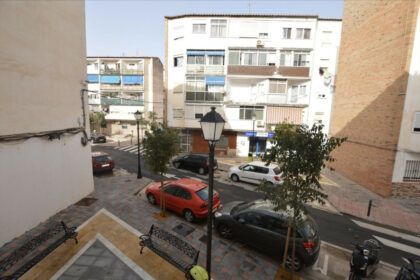 78f5d37e78c42be1bdce72df8d2a381a - 2