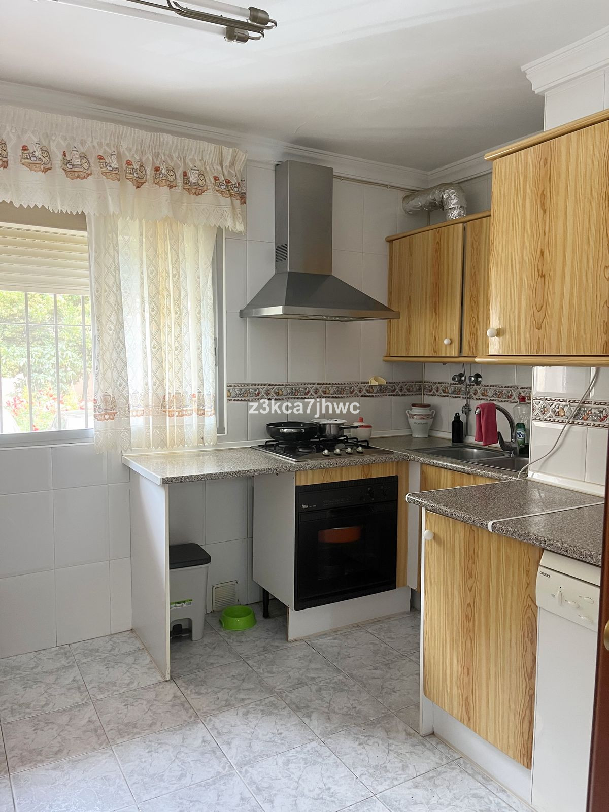 9b4fec3b608a8e69f57cc237ab5b1e5f - 11