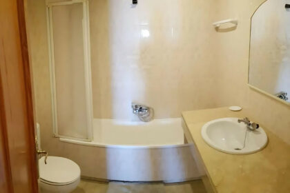 a197088cb85bc644b651522fd3bd6667 - 13