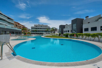 a36c2599947bd56df36de3043051c355 - 1