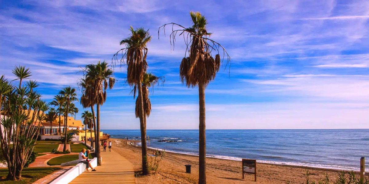 a9654f7db9a76f4e909c77b3feb16e21 - 32