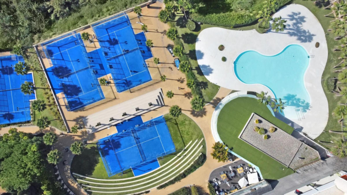 afd8e4097fb6eada029eabbc750c2204 - 15