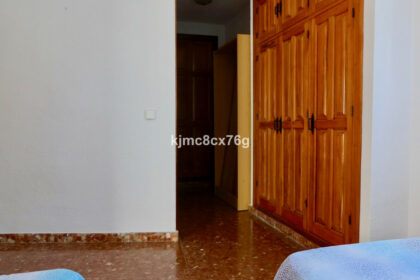 b33c1efe41b070f275f89dd1d57ba045 - 13