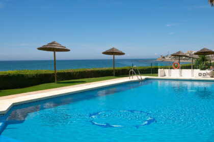 b35b934df0067a043b4e81fe0c747880 - 24