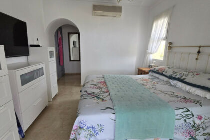 b98ce3f0e92d5db5f22e7cc8ac75aebf - 12