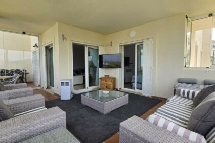 b98ce3f0e92d5db5f22e7cc8ac75aebf - 20