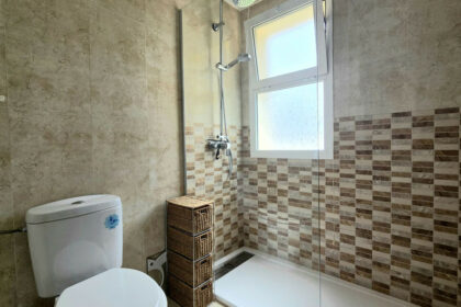 b98ce3f0e92d5db5f22e7cc8ac75aebf - 28