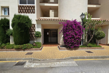 b98ce3f0e92d5db5f22e7cc8ac75aebf - 33