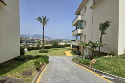 b98ce3f0e92d5db5f22e7cc8ac75aebf - 35