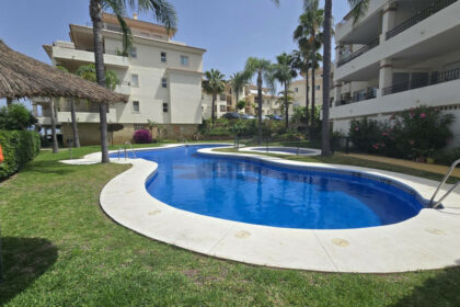 b98ce3f0e92d5db5f22e7cc8ac75aebf - 37