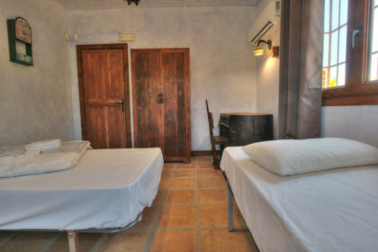 bc76808d1d87f4a3abee86ccb51da869 - 16