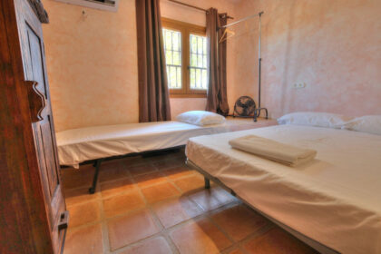 bc76808d1d87f4a3abee86ccb51da869 - 19