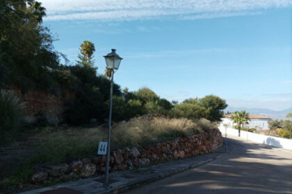 d22fa39d10fa342943e21bb56e5aeab4 - 18