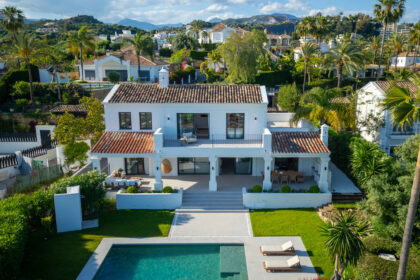 e28eed0a61f9430ce91dbc4059b02cc8 - 22