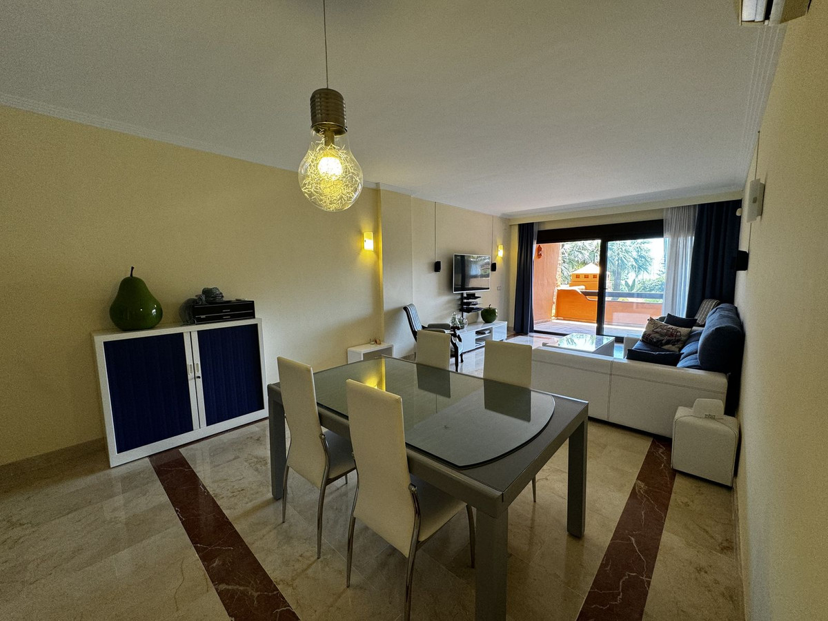 e35a96987aa683fea7fb1e0fa3ead17a - 4